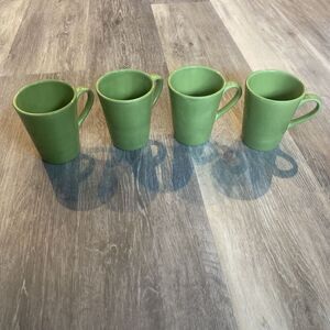 4 Essential Home Mugs In Fiesta Green Vintage 2005 HTF rare